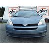 Image 2 : D6 --  2004 TOYOTA SIENNA CE , Blue , 207832  KM's