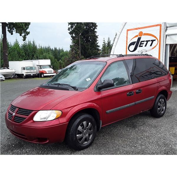 A6 --  2005 DODGE CARAVAN SE , Red , 265067  KM's