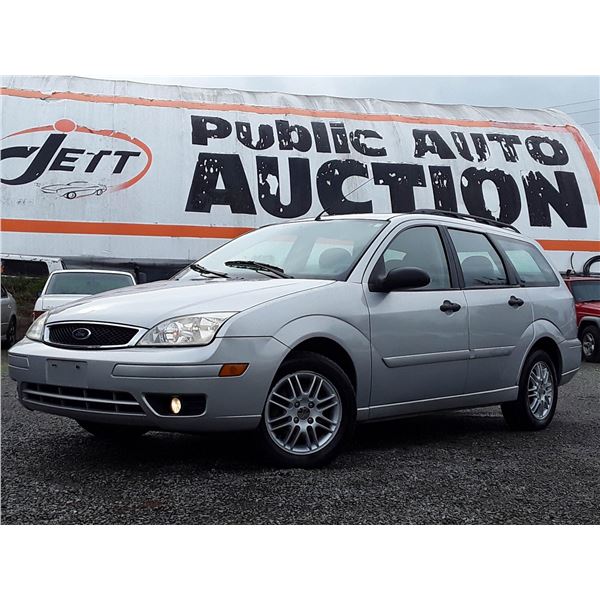 B1 --  2005 FORD FOCUS ZXW  , Grey , 241096  KM's