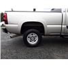 Image 25 : G4 --  2004 CHEVROLET SILVERADO 2500 H.D. 4X4 , Silver , 244430  KM's
