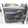 Image 25 : A12C --  2000 CHEVROLET SILVERADO 2500 EXT CAB 4X4 , White , 214,070 MILES  KM's