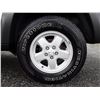 Image 14 : D6 --  2006 JEEP LIBERTY SPORT TRAIL RATED 4X4 , Silver , 222011  KM's