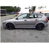 Image 8 : A4 --  2004 PONTIAC VIBE , Grey , 283592  KM's