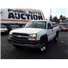 Image 2 : G1 --  2003 CHEVROLET SILVERADO 2500 H.D.  4X4 , White , 302032  KM's