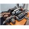 Image 3 : Lot of vintage cameras, video camera in case & zoom lenses