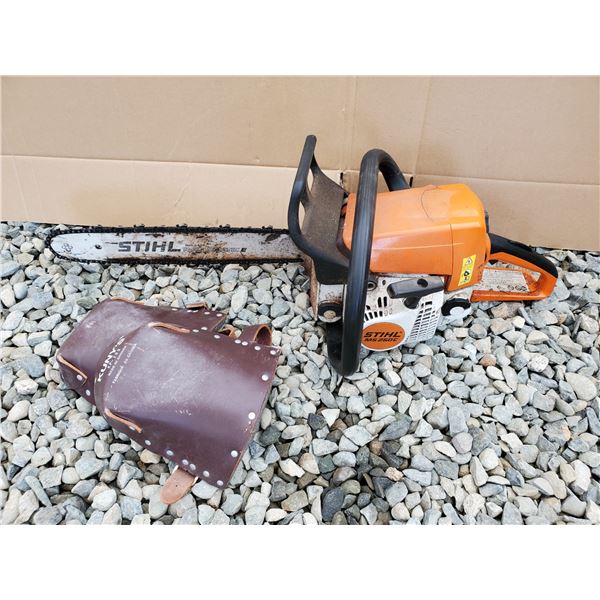 Stihl 250C Chain Saw & Knee Pads