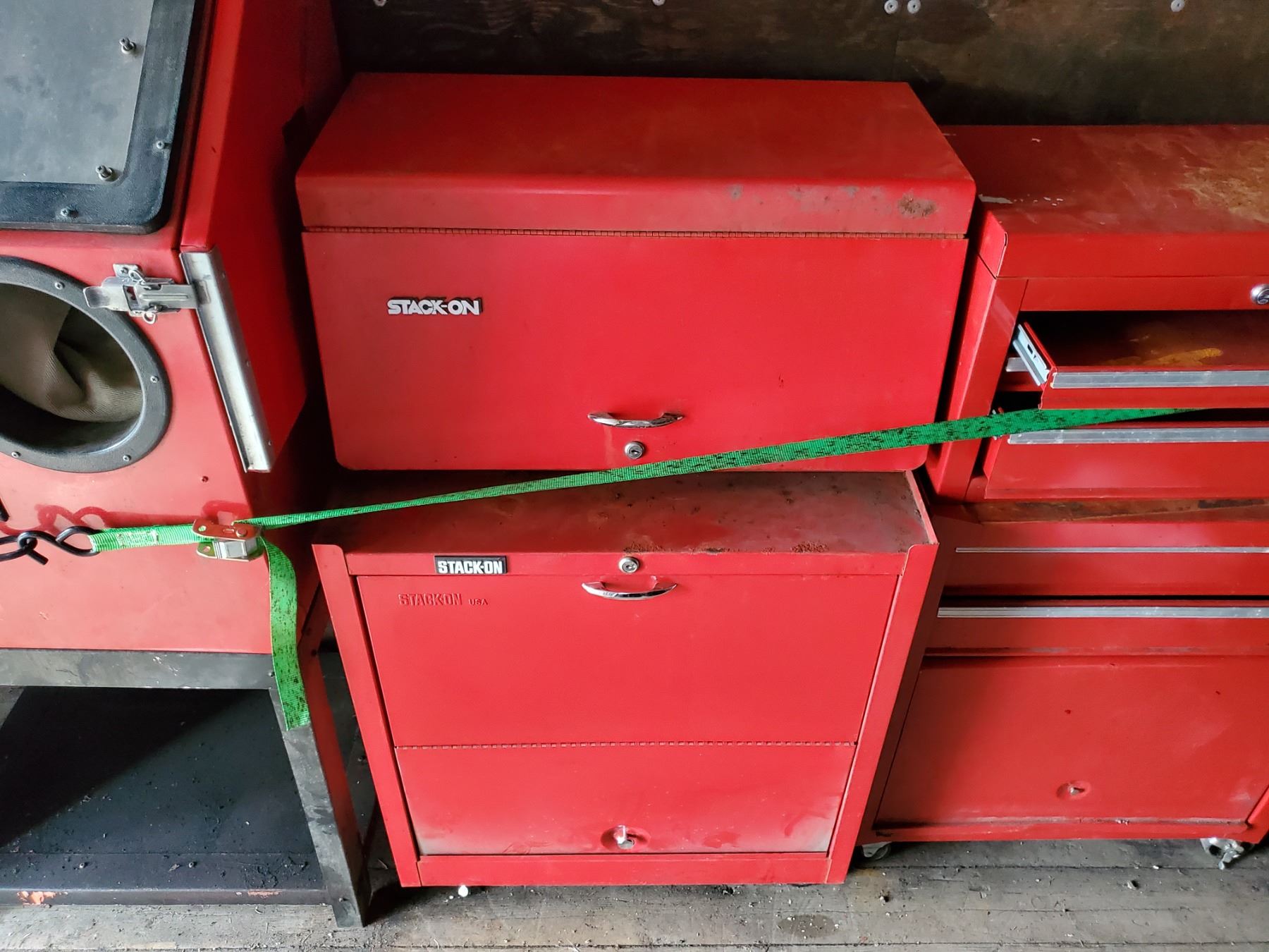 Lower & Upper Stack - on Tool Cabinets