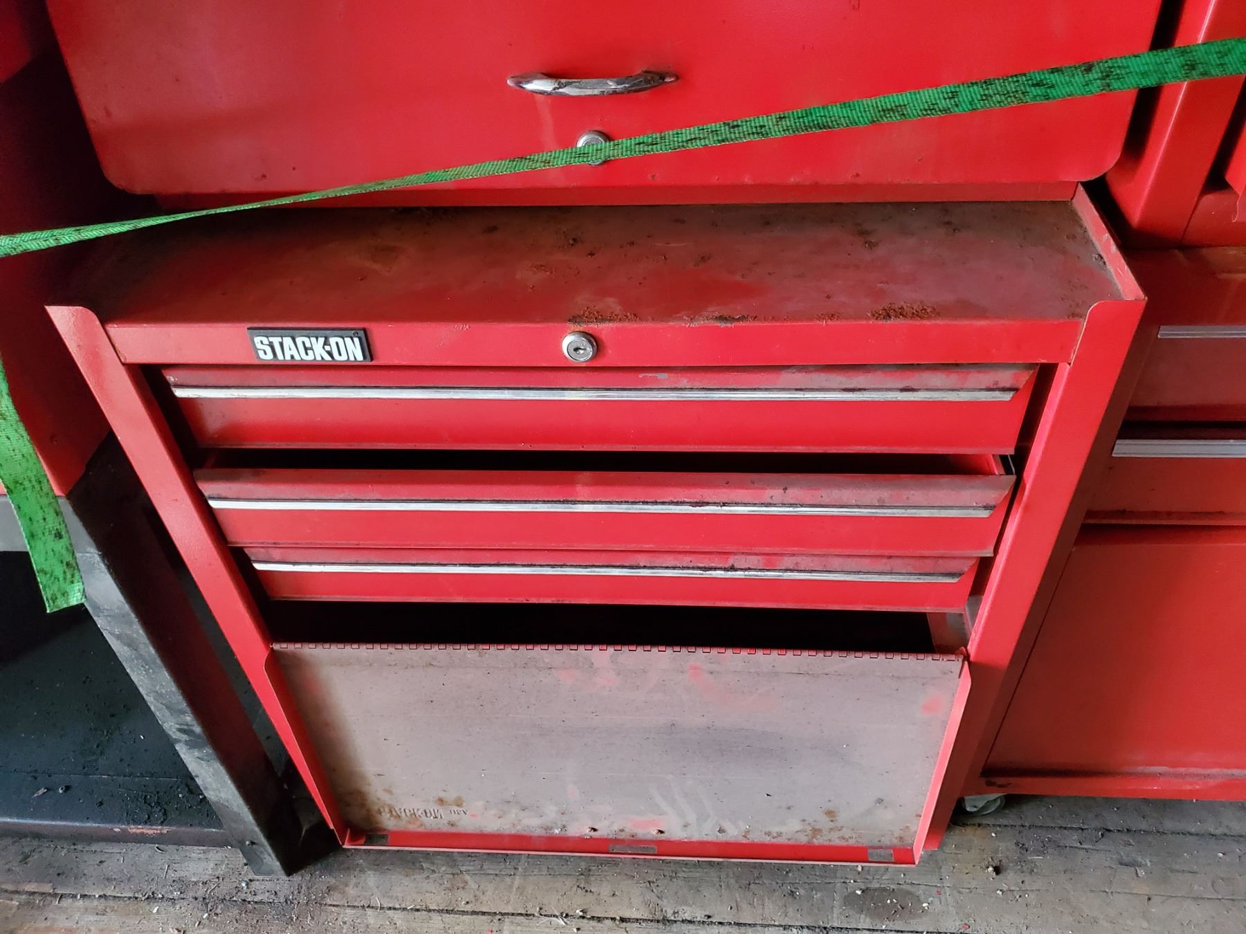 Lower & Upper Stack - on Tool Cabinets