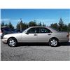 Image 8 : D2 --  1999 MERCEDES E430 , Gold , 225858  KM's