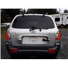 Image 8 : A2 --  2004 HYUNDAI SANTA FE  , Silver , 153649  KM's - NO  RESERVE