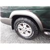 Image 18 : A12B --  2001 NISSAN PATHFINDER LE 4X4 , Green , 202697  KM's