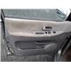 Image 25 : A8 --  2005 KIA SEDONA EX VAN, SILVER, 293,561 KMS  "NO RESERVE"