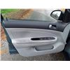 Image 26 : A1 --  2009 CHEVROLET COBALT LT , Grey , 124719  KM's  "NO RESERVE"