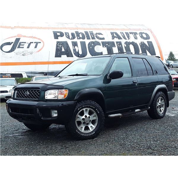 A10 --  2001 NISSAN PATHFINDER LE 4X4 , Green , 282697  KM's