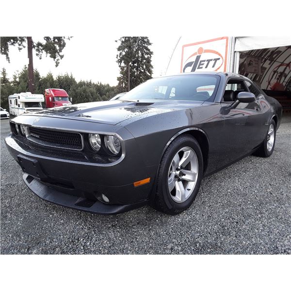 C6B --  2009 DODGE CHALLENGER SE , Black , 155836  KM's