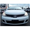 Image 3 : C4 --  2009 NISSAN VERSA SL  , White , 102681  KM's