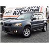 Image 1 : E4 --  2005 FORD ESCAPE XLT AWD , Blue , 238735  KM's