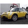 Image 1 : D2 --  2005 MINI COOPER S  , Yellow , 73918  KM's