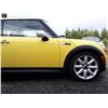 Image 21 : D2 --  2005 MINI COOPER S  , Yellow , 73918  KM's