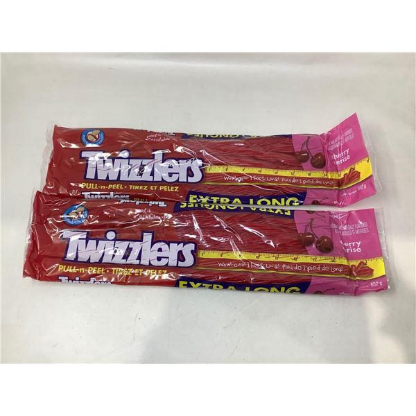 Twizzlers Extra Long Pull n Peel Candy (2 X 652G)