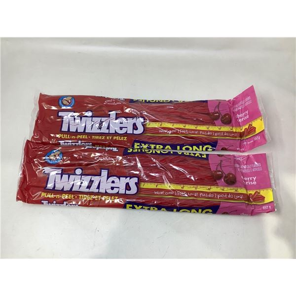 Twizzlers Extra Long Pull n Peel Candy (2 X 652G)