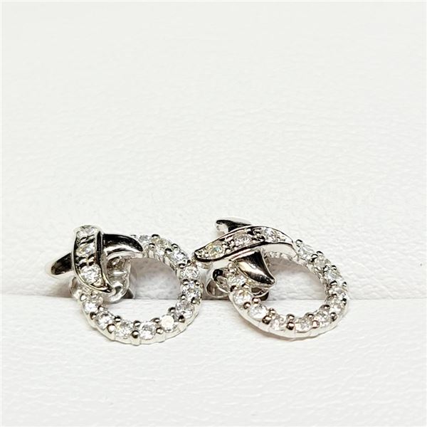 10K White Gold Earrings (~Size 0) (~length 0 inches) (~weight 1g), Suggested Retail Value $600