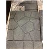 Image 4 : Rubberific Reversible Cobblestone Style Paver Lot of 4 (18in x 18n x 3/4in)