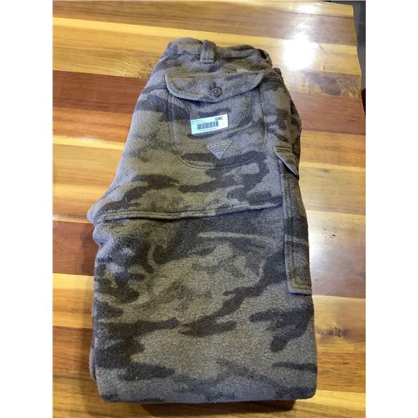 Columbia Sportswear Men's Size 36 Camo Pants