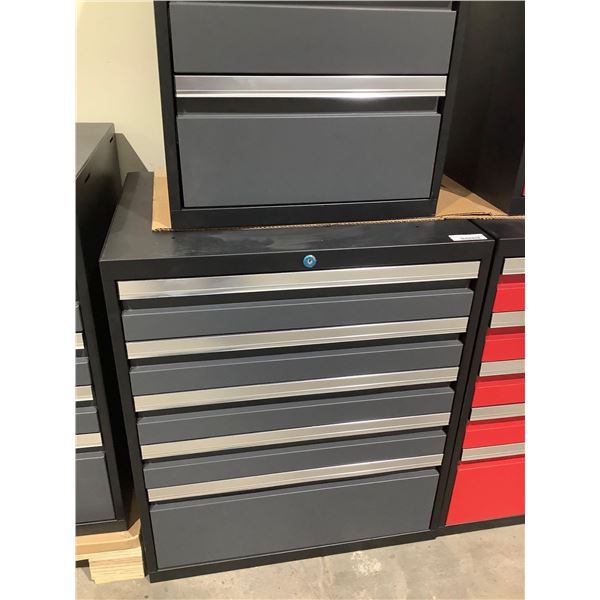 Metal Base Tool Box in Red (28in x 22in x 32in)