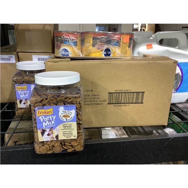 Case of Friskies Party Mix Cat Treats (3 x 454g)