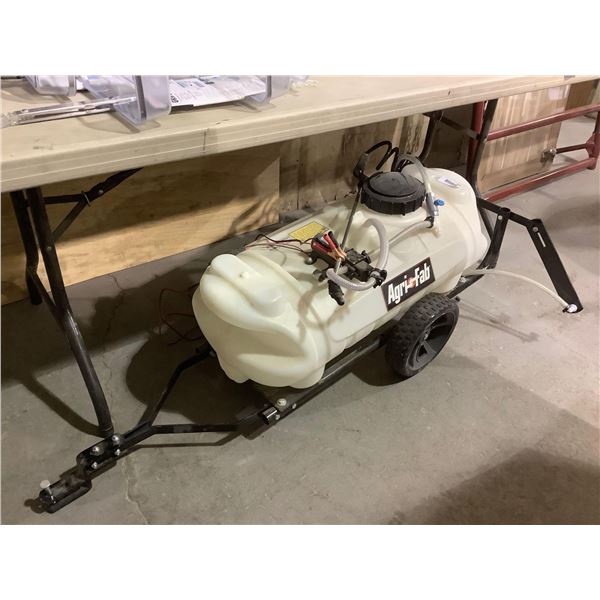 Agri-Fab 15 Gallon Tow Behind Lawn Sprayer - Model: 45-02926