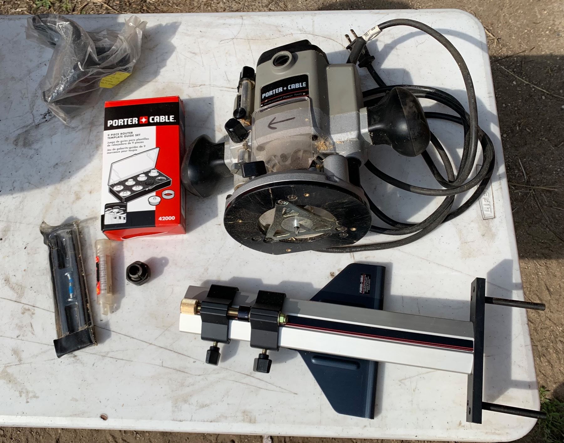 PORTER CABLE ROUTER; 9 PIECE ROUTER TEMPLATE GUIDE SET