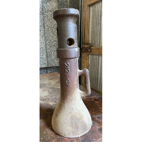 BARN JACK - MARKED 212 1/2