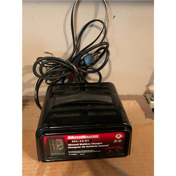 MotoMaster manual battery charger