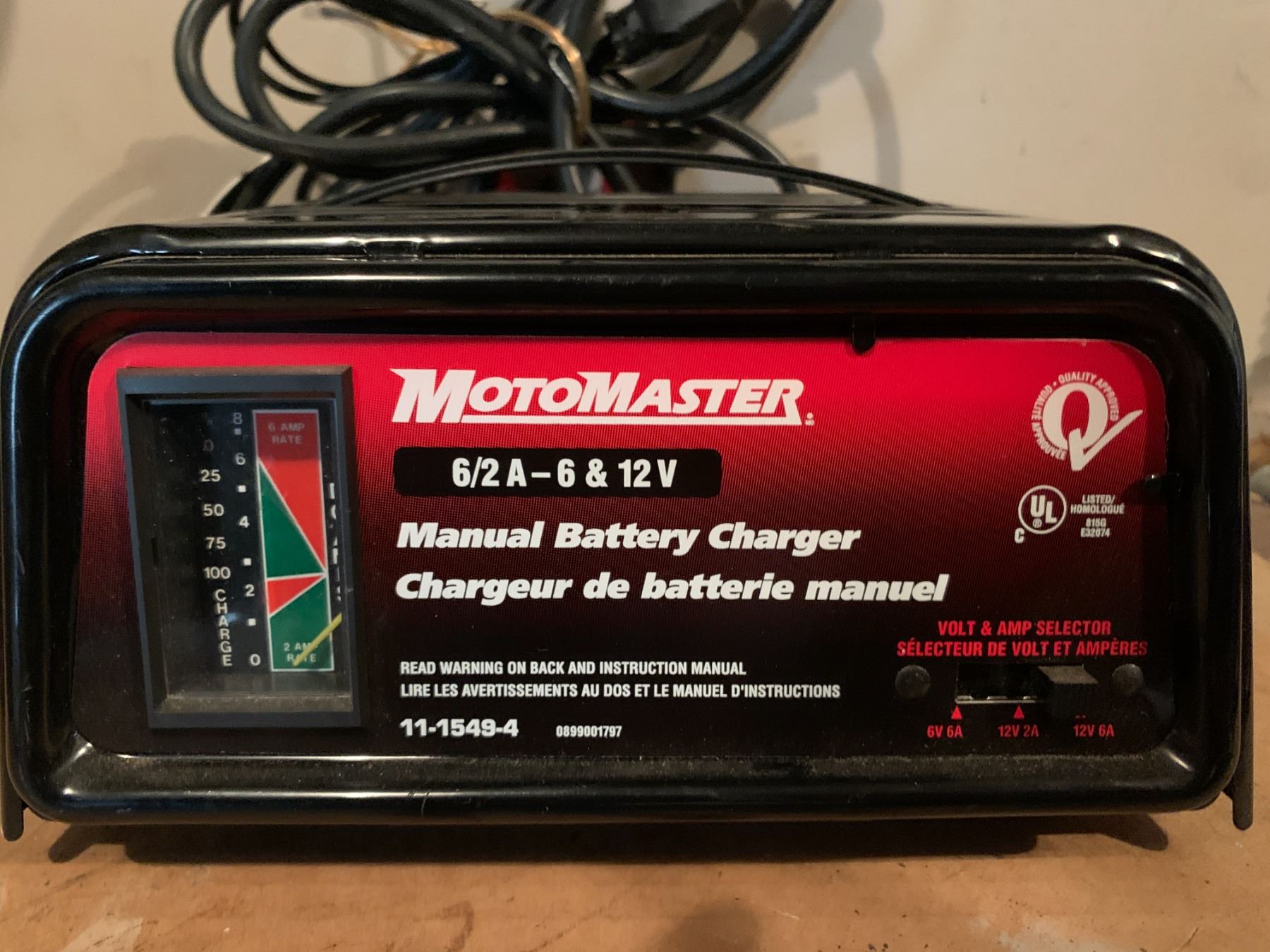 MotoMaster manual battery charger