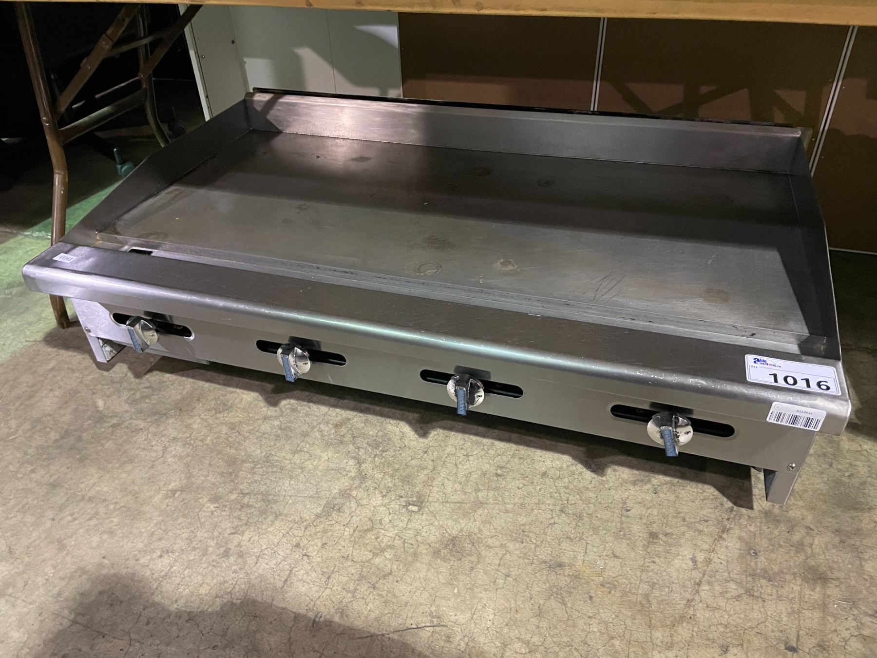 RADIANCE STAINLESS STEEL 48"X32" COMMERCIAL NATURAL GAS COUNTER TOP GRIDDLE