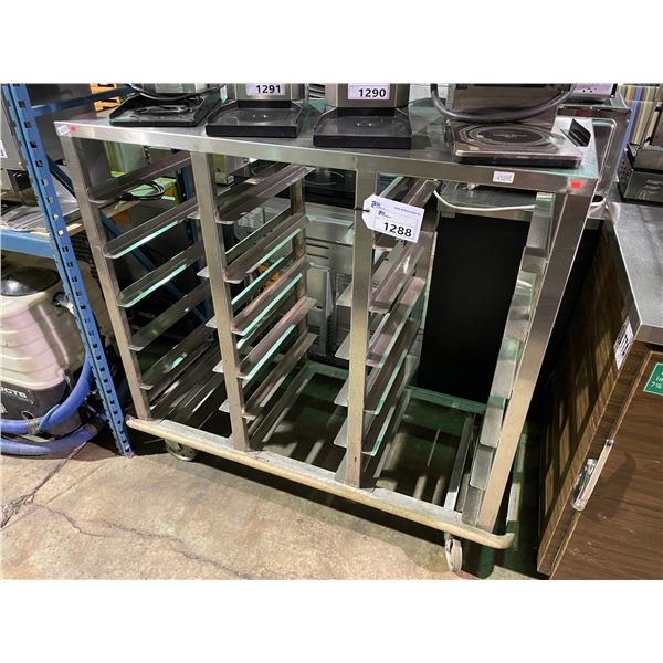 18 TRAY 52