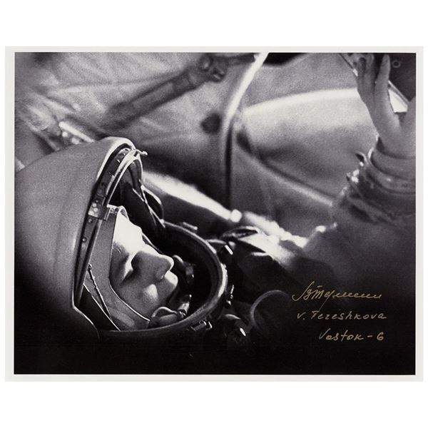 Valentina Tereshkova Signed Photograph