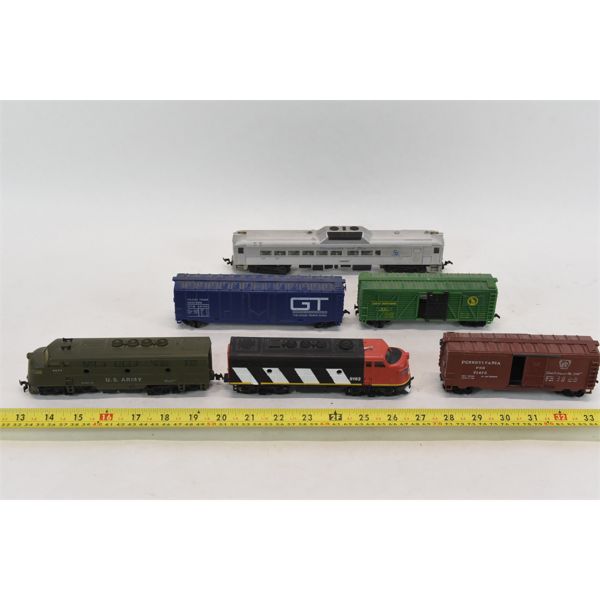 Box Lot Scale Trains & Rail Cars