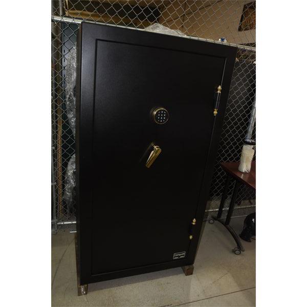 66" x 36" x 26" CashGuard Safe