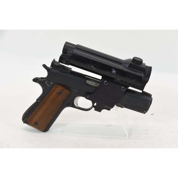 Colt 1911A1  Cal: 45 ACP