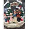 Image 2 : Traditions Brand Heirloom Musical Christmas Water Globe