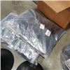 Image 4 : 4 NEW SILINCONE TOP COLORED PILON SETS AND MESH BALL BAG