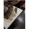 Image 2 : BOX OF VASES AND OTHER COLLECTIBLES