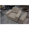 Image 3 : BROWN OVERSIZED MODERN LOVESEAT AND ARM CHAIR