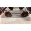 Image 2 : VINTAGE METAL BABY DOLL PRAM