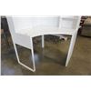 Image 2 : WHITE CORNER DESK