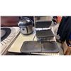 Image 1 : INSTANT POT AND CUISINART GRIDDLER - WORKING