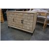 Image 2 : DESIGNER CABINET