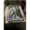 Image 1 : TYCO NITE GLOW SLOT CAR TRACK WITH CARS